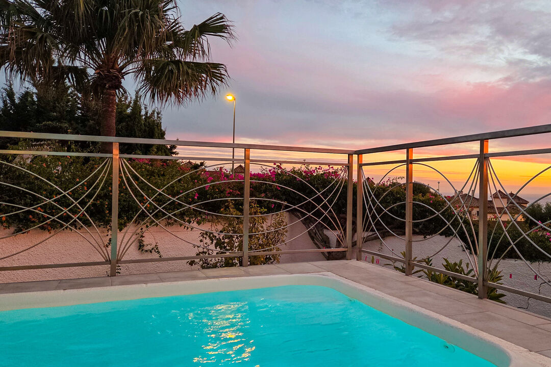 ... and romantic sunrises and sunsets from the private pool.