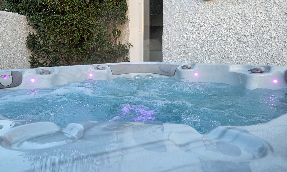 Jacuzzi at dusk